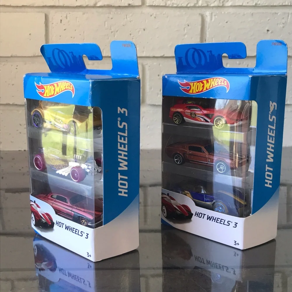 3 Pack Hot Wheels Lot of 2 - 6 total pieces (B)